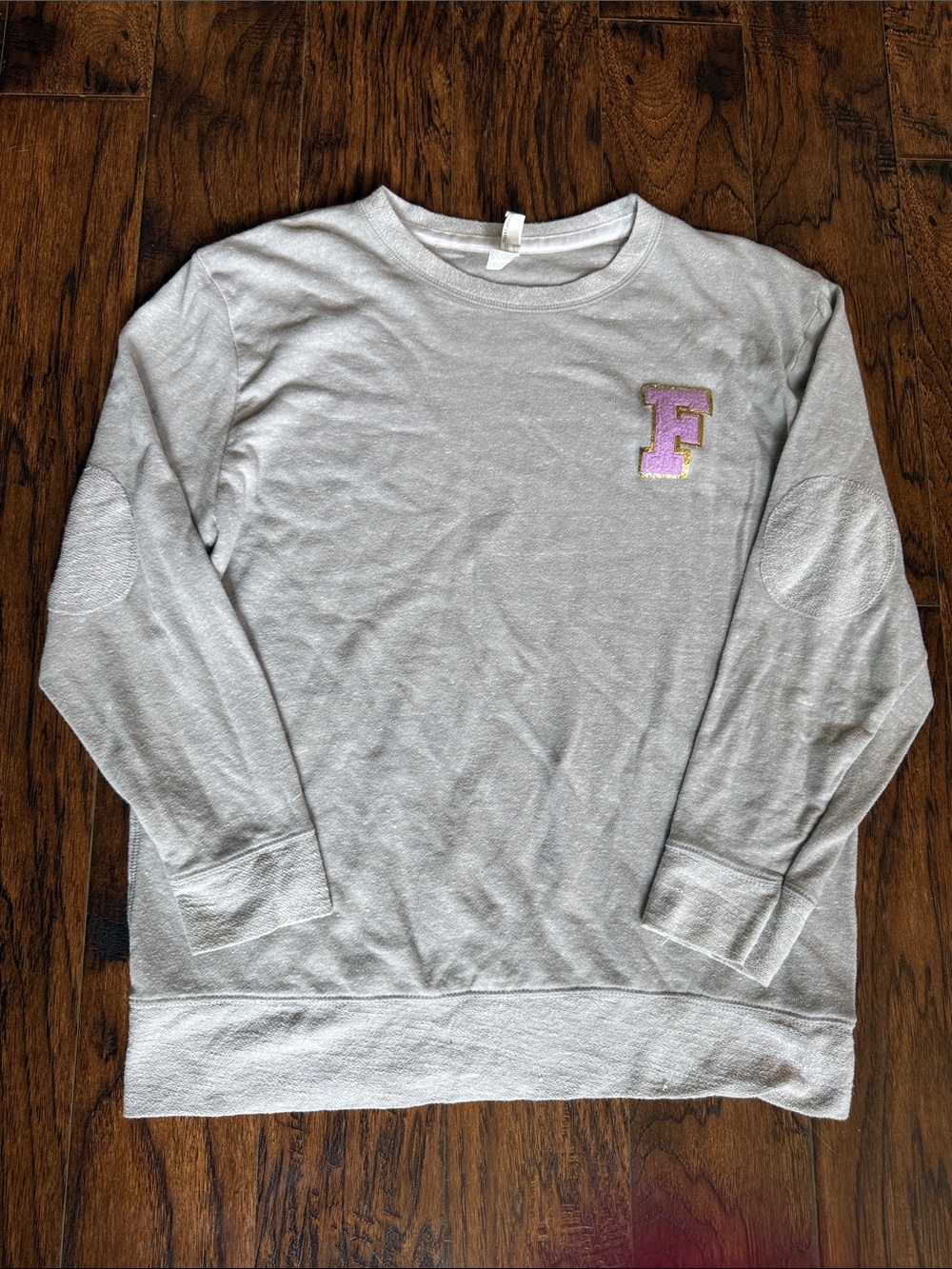 Light Gray Pullover Sweatshirt with Lavender 'F' Patch, size large